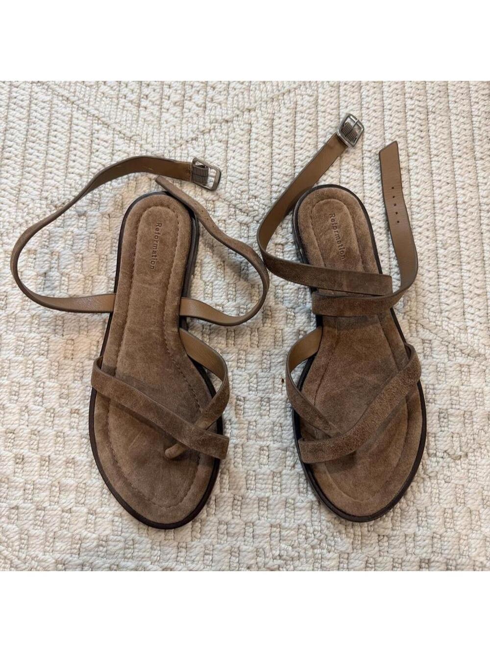Reformation Jane Flat Sandal - Picture 2 of 6
